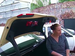 Jungspund Darf Milf Taxifahrerin Fuer Ein Kleines Tg Ficken Porn Videos